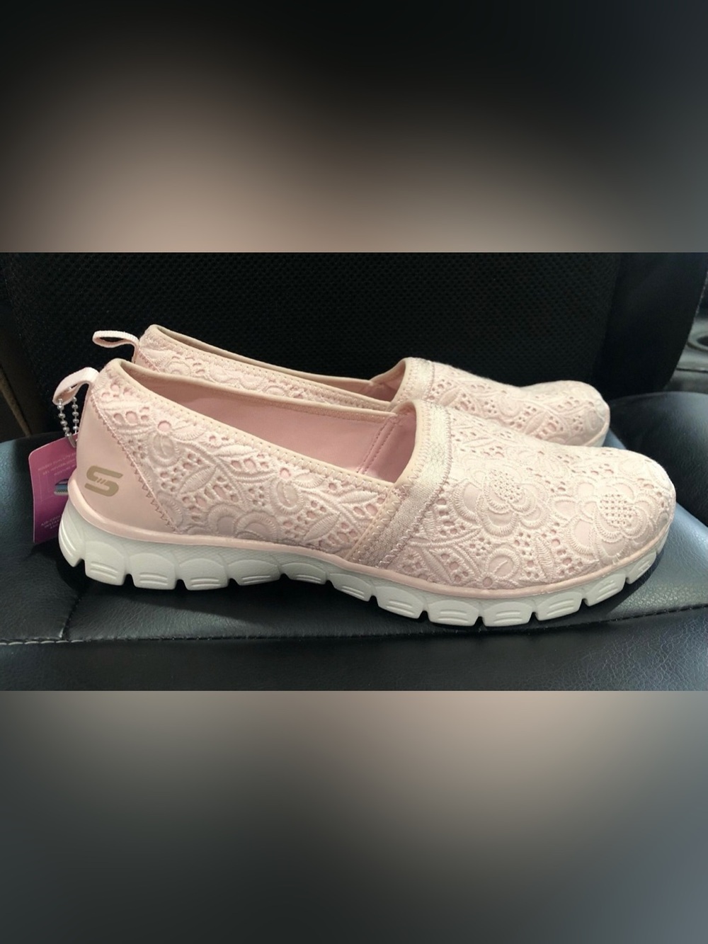Skechers Women's Lace-Pattern Floral Slip-On Sneakers - Light Pink Size 10
